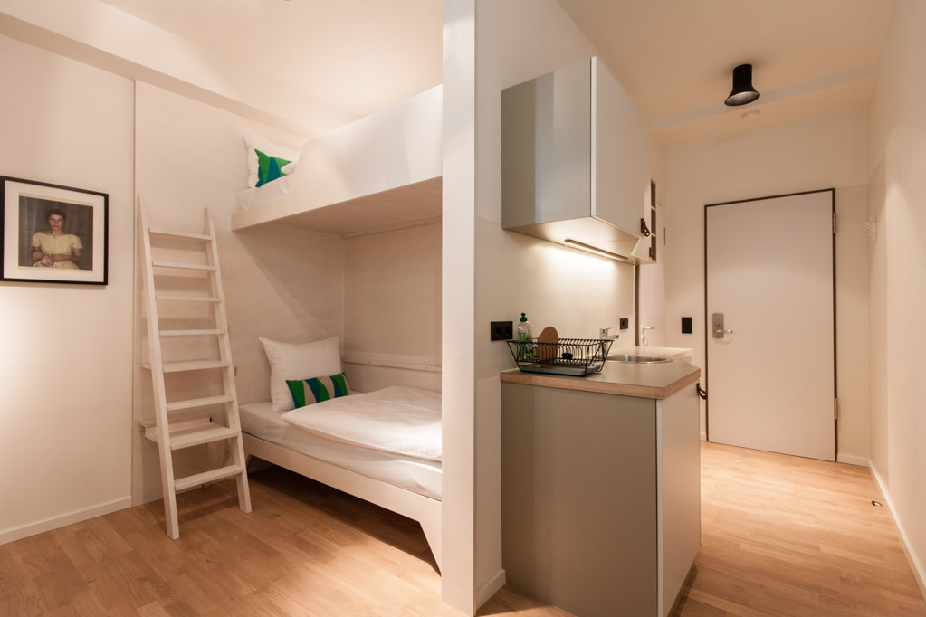 Rooms ROOM FOR RENT